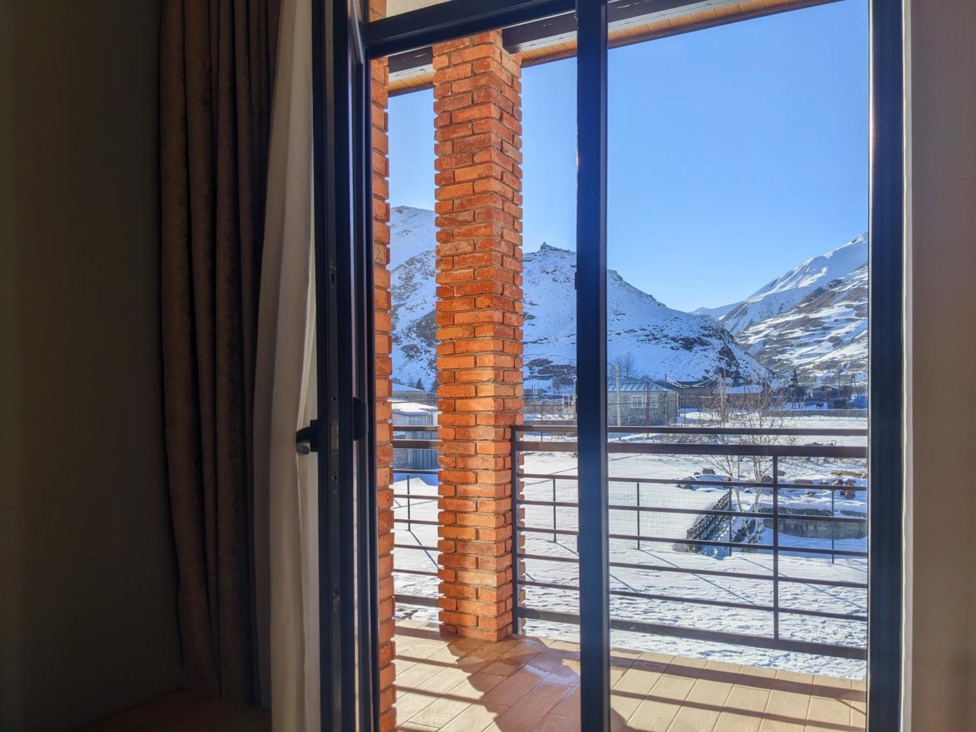 Agre Kazbegi Hotel Achkhoti Eksteriør billede